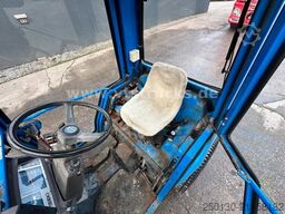 ISEKI 3015A 4x4 Kleintraktor inkl. Kehrmaschine