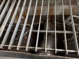 MERCEDES-BENZ Arocs 3243 8x4 Hiab 166-4