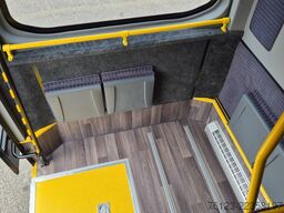 MERCEDES-BENZ Sprinter 517 Heckniederflur Vorlauffahrzeug