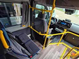 MERCEDES-BENZ Sprinter 517 Heckniederflur Vorlauffahrzeug