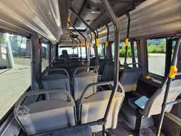 MERCEDES-BENZ Sprinter 517 Heckniederflur Vorlauffahrzeug