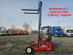 Moffett Mitnahmestapler 4 Wege Allrad NX Typ M 4 20.3