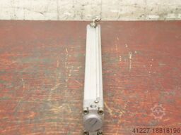 Festo Flachzylinder Hub 300 mm