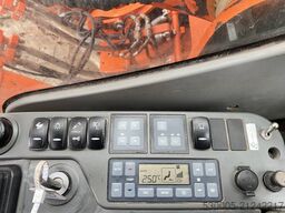 Doosan DX 225 LC    2012