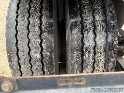 Krone BDF Lafette 235/75R17,5 Zwilling BPW
