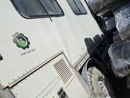 Unimog U 4000
