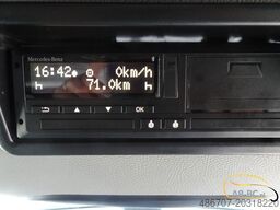 MERCEDES-BENZ eSprinter 14 Sitze Electric Range: 300 km