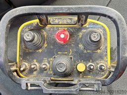 MERCEDES-BENZ AROCS 3743 * Betonpumpe + FUNK * 8x4 * TOP