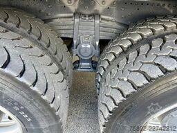 Mercedes-Benz Actros 3336 /6x4/Kipper+Fassi F155/Eu5/130tkm