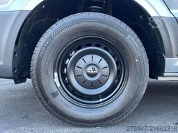 MAN TGE 3.180 Pritsche DOKA MR 4x4 ACC LED DIFF-SPER