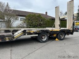 Müller-Mitteltal T4 4-Achs Tieflader Radmulden luftgefedert T4 4...
