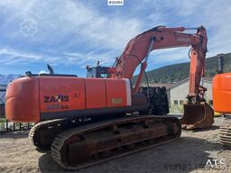 Hitachi zx350LC-3 excavator w/ toothed bucket. WATCH VIDEO