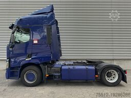 Renault T 430 / 2 Tanks / Refrigerator / Euro 6