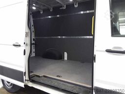 VW Crafter Kasten 35 L3H3 NAV AHK äden