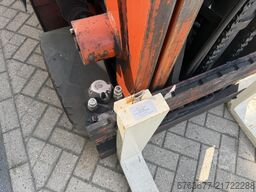 NISSAN FG35U heftruck dulpo310 freelift 3e functie LPG COMPACT