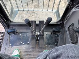 LIEBHERR L30C Litronic Industry Long Reach Ketten 30 Ton