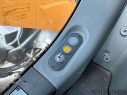 LIEBHERR L30C Litronic Industry Long Reach Ketten 30 Ton