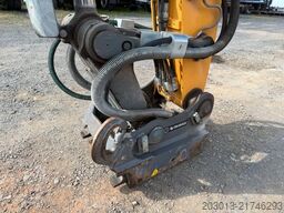 LIEBHERR L30C Litronic Industry Long Reach Ketten 30 Ton