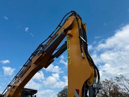 LIEBHERR L30C Litronic Industry Long Reach Ketten 30 Ton