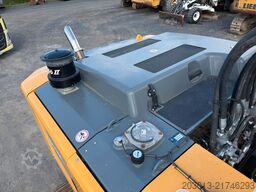 LIEBHERR L30C Litronic Industry Long Reach Ketten 30 Ton