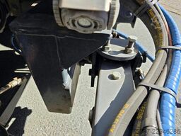 DAF XB 210 Kehrmaschine wie neu Brock VS4 Kehraufbau