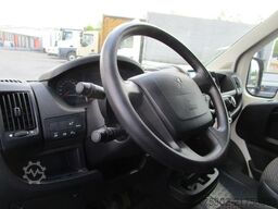 PEUGEOT Boxer 2,2L 165PS *MAXI+LBW+KLIMA+3-Sitze+4,27m*
