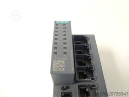Siemens 6GK5208-0BA00-2FC2 Industrial Ethernet Switch SN: SVPM6196455 - ungbr. -