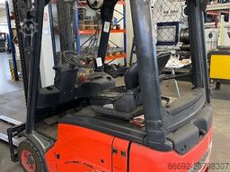 Linde Gabelstapler E 16-01