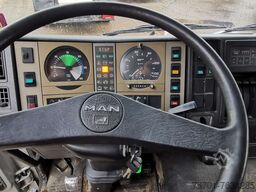 MAN 14.192 Pferdetransporter