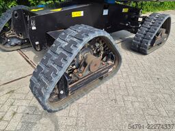 Genie S-65 XC Trax