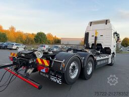 MAN TGX 26.520 6x2 LL Abroller Hyva Titanium
