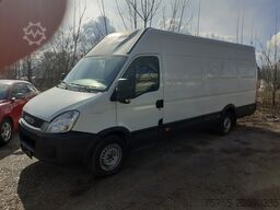 Iveco 35S13 Kastenwagen Hoch+Lang