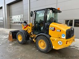 Caterpillar 906M