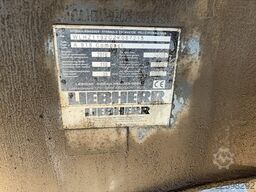 Liebherr A 918 Litronic with Tiltrotator