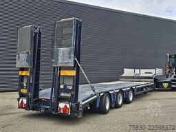 Nooteboom OSD-48-03 / SEMI / HYDRAULIC RAMPS