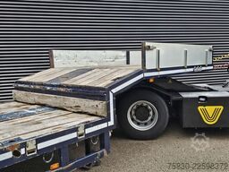 Nooteboom OSD-48-03 / SEMI / HYDRAULIC RAMPS