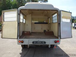 Ford Ford FK 3500 V8 mit H-Kennzeichen Oldtimer ehemaliger Krankenwagen