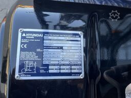 Hyundai 15BT-9U