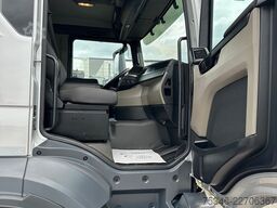 MAN TGS 26.360 LL/Pritsche 7,10 m/Lenkachse/ 108 tkm