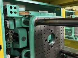 Arburg 320A 500-170 mit dem Angußpicker