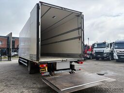 DAF LF 55.250 + lift + euro 5