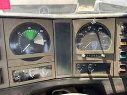 MAN F2000 27.342 6x4 Abrollkipper mit Kran