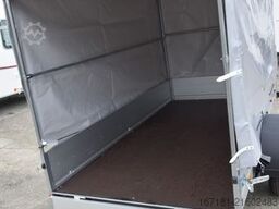 HUMBAUR Startrailer H 132513 mit Plane und Spriegel