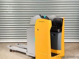 Jungheinrich ESE 120 - nur 3885 Std. - Service Neu - Garantie