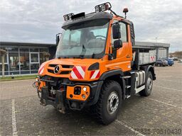 Mercedes-Benz Unimog U427