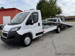 PEUGEOT Boxer Schiebeplateau 435 165Ps Blue HDi Euro6