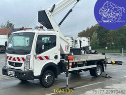 Renault Maxity 140