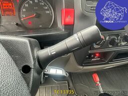 Renault Maxity 140