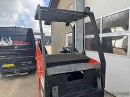 BT LRE300 4 ton capacity.