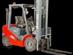 Heli CPCD35-H3-Diesel 3,5t 5,4m Triplex KUBOTA Garantie